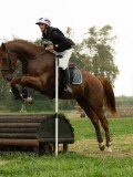 MAX02001